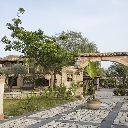B&B Casale Siciliano Di Miryam Tiralongo Avola Buitenkant foto