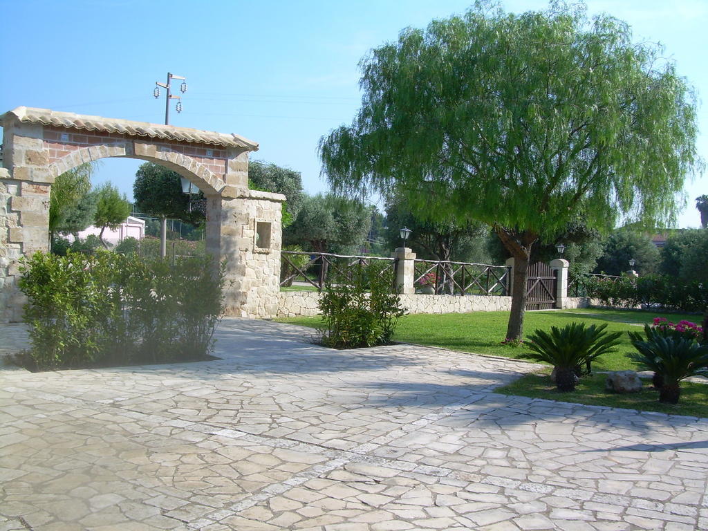B&B Casale Siciliano Di Miryam Tiralongo Avola Buitenkant foto