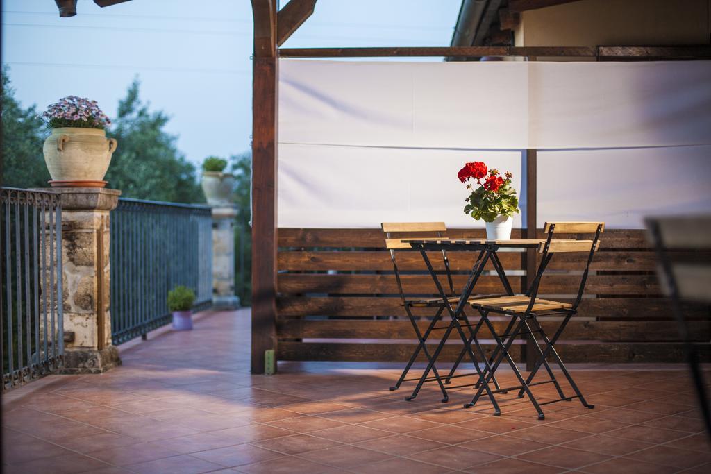 B&B Casale Siciliano Di Miryam Tiralongo Avola Buitenkant foto