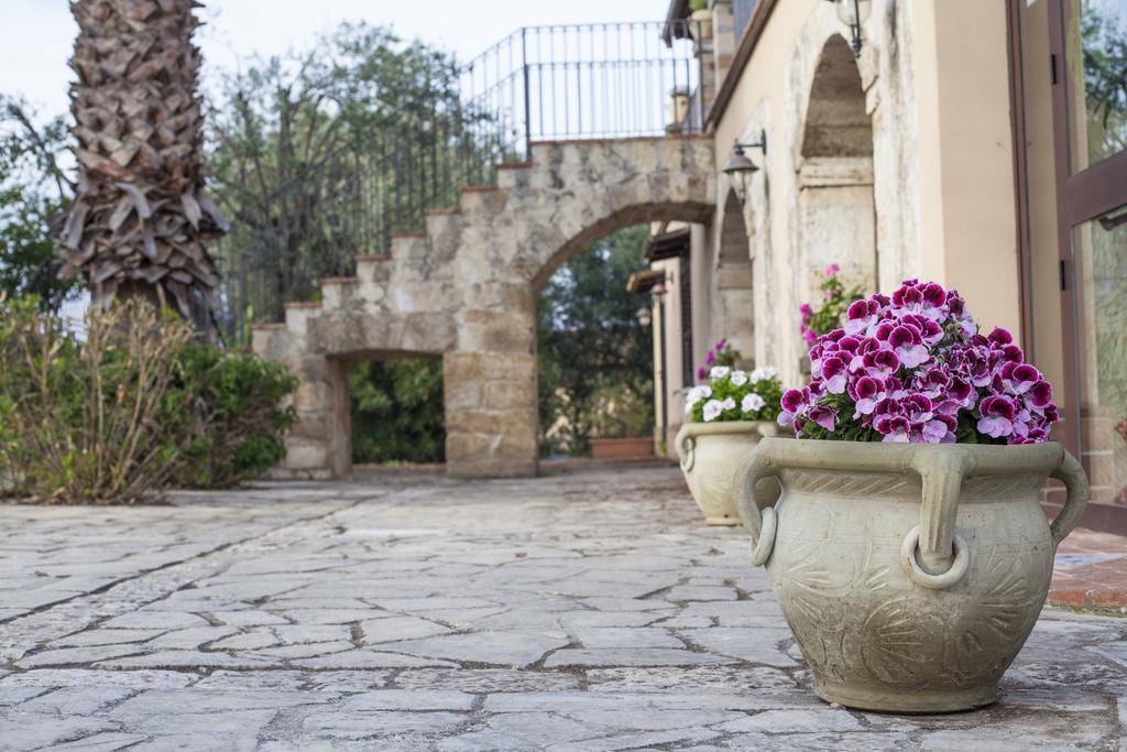 B&B Casale Siciliano Di Miryam Tiralongo Avola Buitenkant foto
