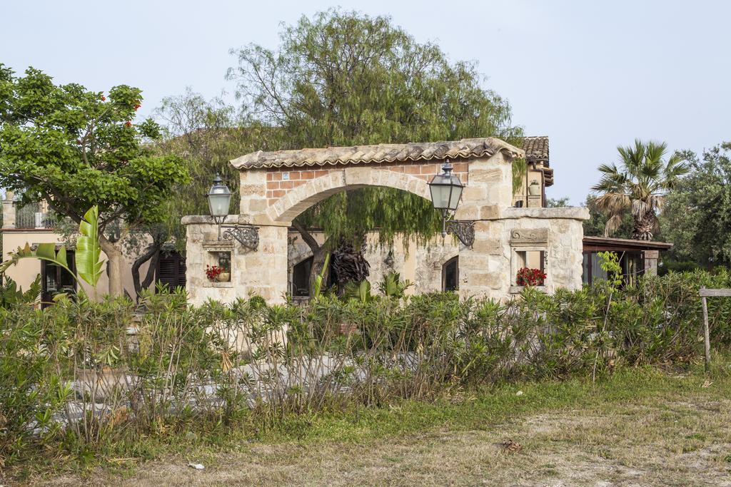 B&B Casale Siciliano Di Miryam Tiralongo Avola Buitenkant foto