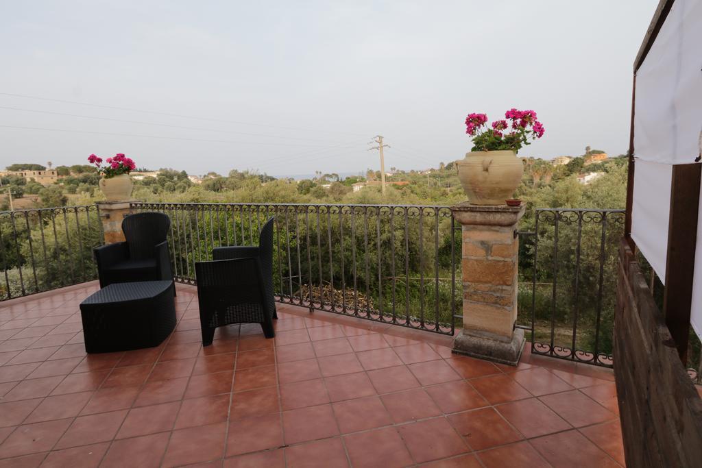 B&B Casale Siciliano Di Miryam Tiralongo Avola Buitenkant foto